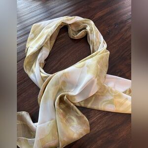 Elegant Gold and White Scarf